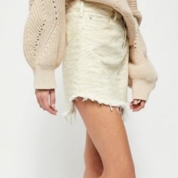 We The Free Skirt Bailey Denim Mini Zebra Print in Cream Size 28 - Picture 2 of 9
